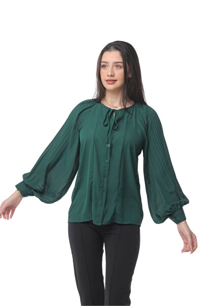 SUGA Elegant Emerald Blouse