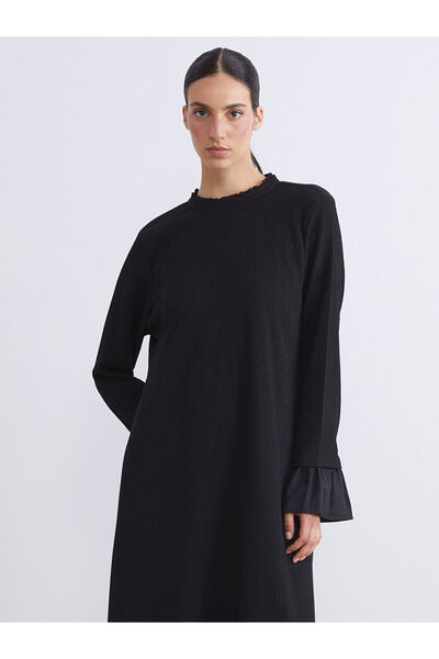 LC Waikiki Ruffled Stand Collar Knitwear Dress