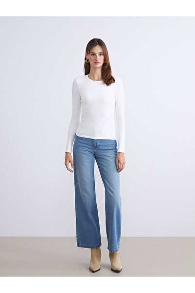 LC Waikiki Sparkling Choices from Shining Store |   Plus Size Crew Neck Women's Bodysuit