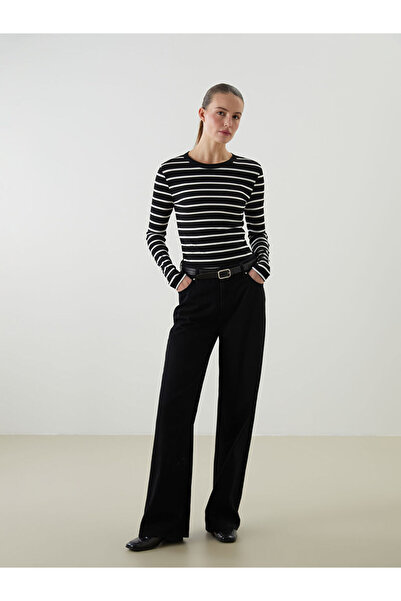 LC Waikiki Λαμπερές επιλογές από το Shining Store |   Γυναικείο φορμάκι με ριγέ λαιμόκοψη