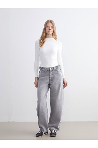 LC Waikiki Beyaz Bisiklet Yaka Kadın Body