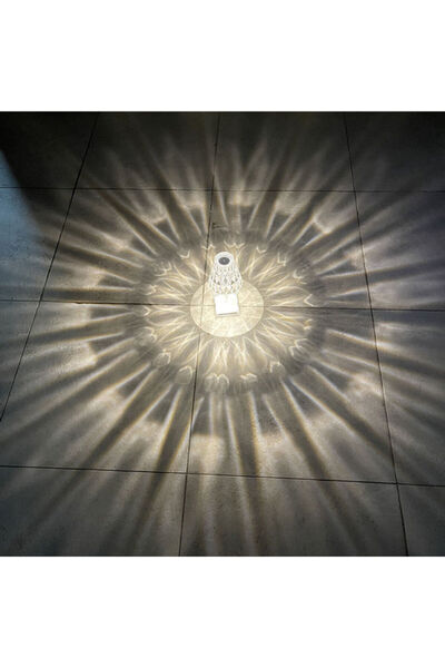 Raffine Acrylic Diamond Table Lamp Silver