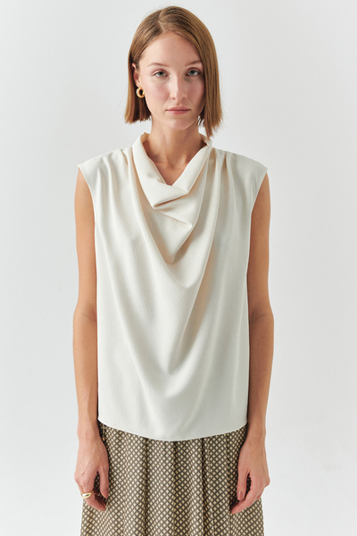 Exquise Degaje Collar Sleeveless Jacquard Regular Cream Blouse
