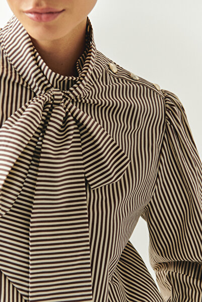 Exquise Striped Shoulder Button Detail Long Sleeve Coffee Blouse with Scarf