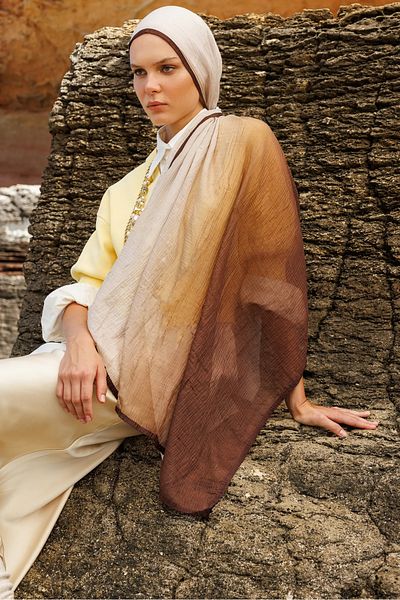 Mooncorn Gradient Muslin Shawl Beige