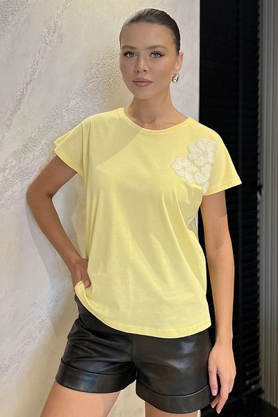 GÜLSELİ Yellow Floral Appliqué T-Shirt
