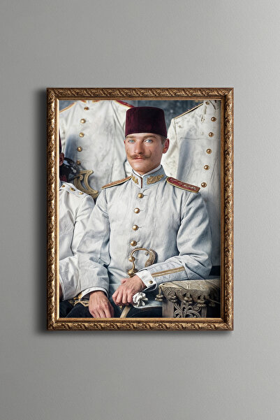 epiqart مصطفى كمال أتاتورك - إطار منقوش عتيق