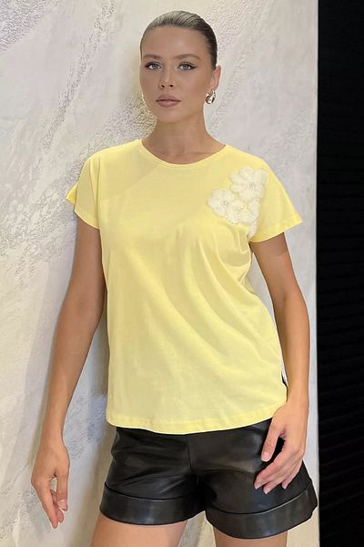 GÜLSELİ Yellow Floral Appliqué T-Shirt