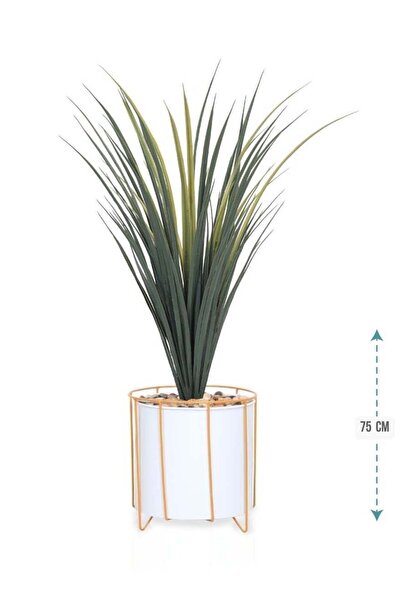 co arma An artificial tree simulating a natural tree, 80 cm