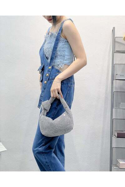Arkaan Women's bag in shiny silver color