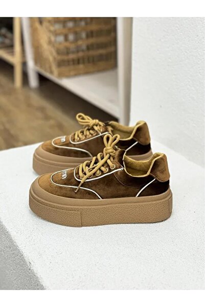 Guja Kadın ÖNÜ TAŞ DETAYLI KADİFE SNEAKER SPOR AYAKKABI 25K330