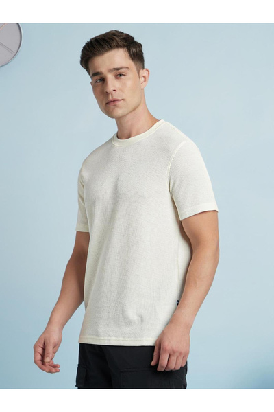 Dennis Lingo By Styli Men Textured Regular Fit Cotton Blend T-Shirt