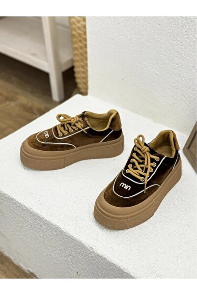 Guja Kadın ÖNÜ TAŞ DETAYLI KADİFE SNEAKER SPOR AYAKKABI 25K330