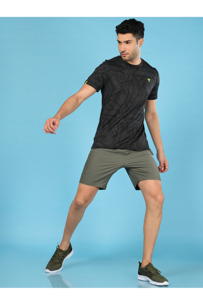 Technosport By Styli Men Plain Green Shorts with Zip Pocket