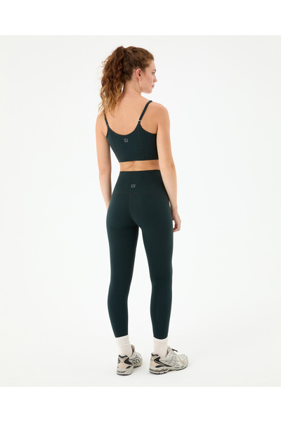 Ayma Active Motion Leggings with Oil Stitch Detail