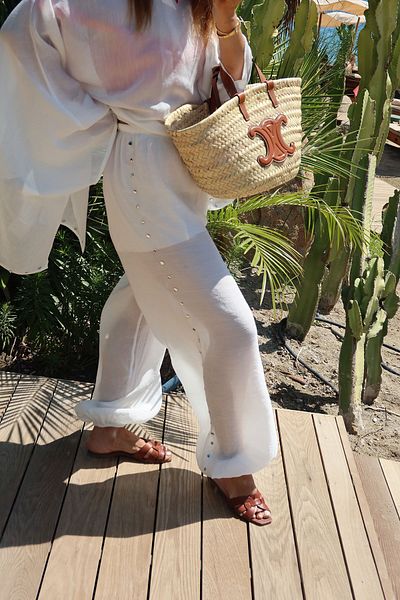 Özge Özgenç Staple Printed Blouse Pants Set
