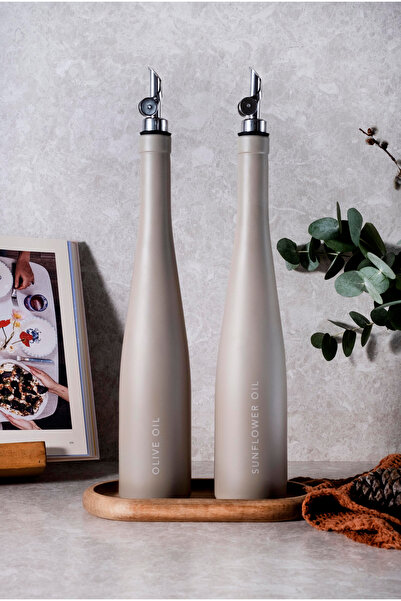 MIROU Prestige - 2'li 500ml Gri Dekorlu Cam Yağlık Seti - Gümüş Başlıklı ve Ahşap Standlı