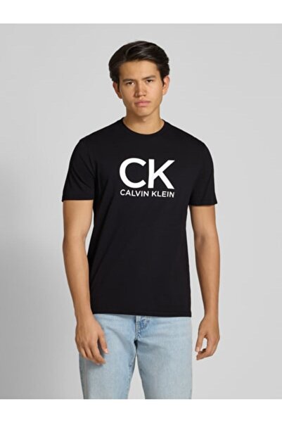 Calvin Klein Tricou negru cu mânecă scurtă, 100% bumbac, cu gât rotund, cu logo CK imprimat LV04RD819G-UB1