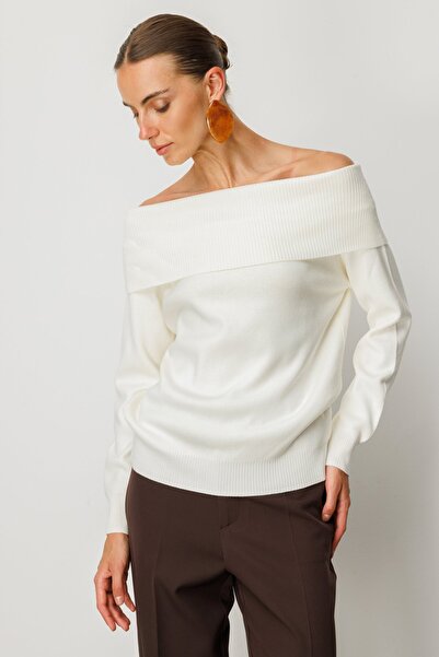 ON Madonna Collar Knitwear Sweater-65380