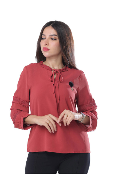 SUGA Serene blouse