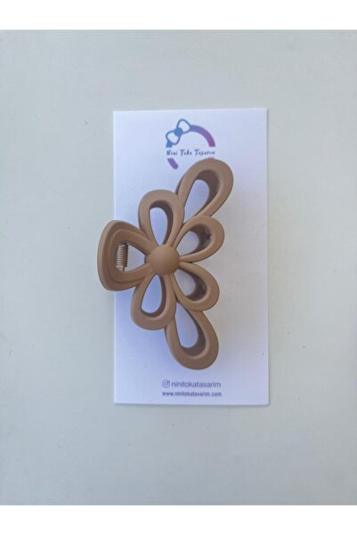 Nini مشبك على شكل زهرة