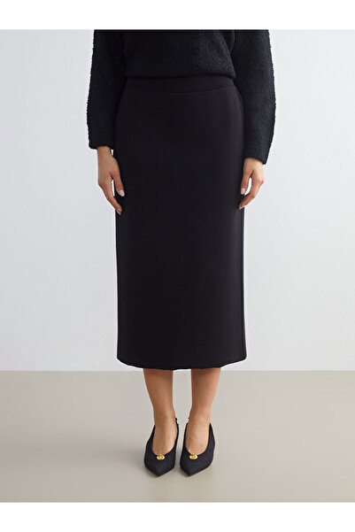 LC Waikiki UZG Store'dan Stilinizi Oluşturun | Beli Lastikli Triko Etek