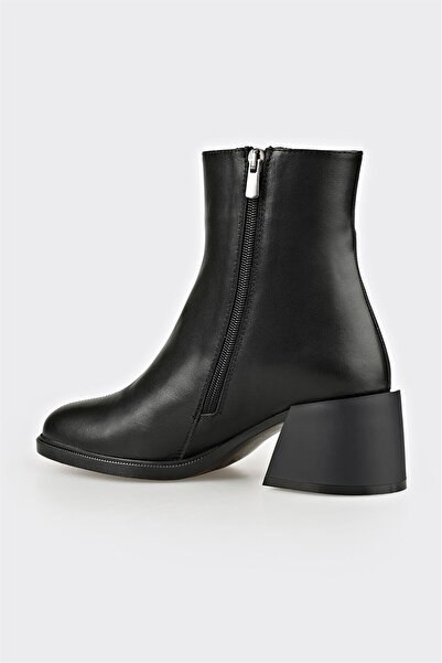 Elle Shoes Siyah Deri Kadın Topuklu Bot