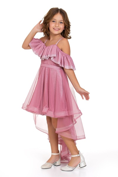 KidsMagazin Elegant pink dress with train
