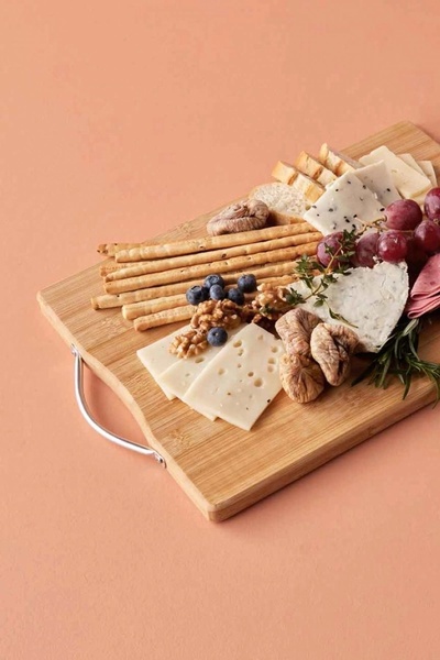 No8 Home Bamboo Cutting Board (24x34 cm)