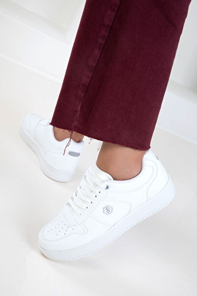 SOHO White Women's Sneaker 19508