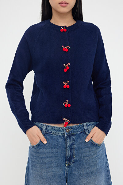 Trendyol Collection Темно-синій светр з капюшоном з вишневим вирізом TWOAW26HI00141