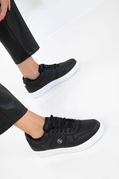SOHO Black Women's Sneaker 19508