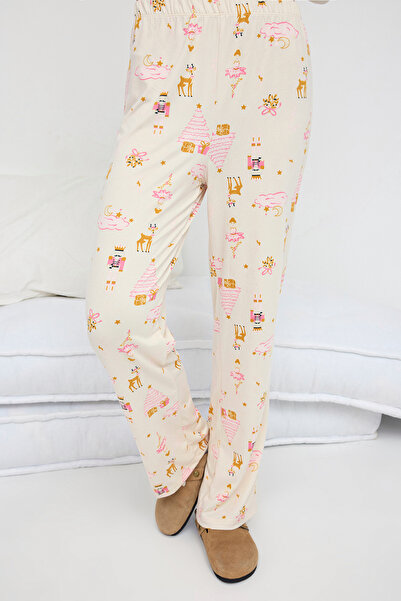 Trendyol Collection Teen Ecru New Year's Themed Knitted Pajamas Set Thmaw26Pt00054