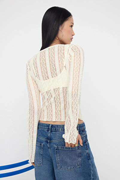 Trendyol Collection Ecru Y-Neck Textured Bell Sleeve Knitted Blouse Twoaw26Bz00082