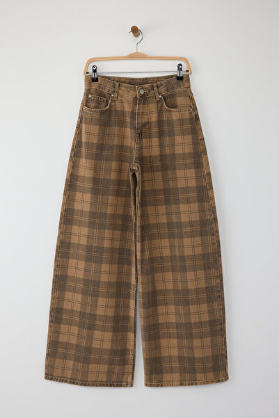 Trendyol Collection Πολύχρωμο τζιν με κανονικό καρό σχέδιο με φαρδιά πόδια TWOAW26JE00024