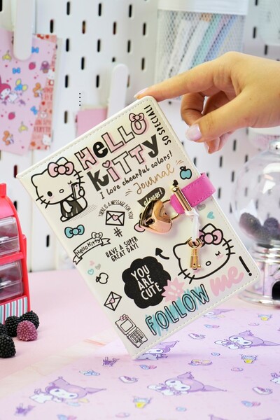 Victoria's Journals Caiet cu dungi Hello Kitty Hush Hush Lock – 160 de coli, cutie, design special