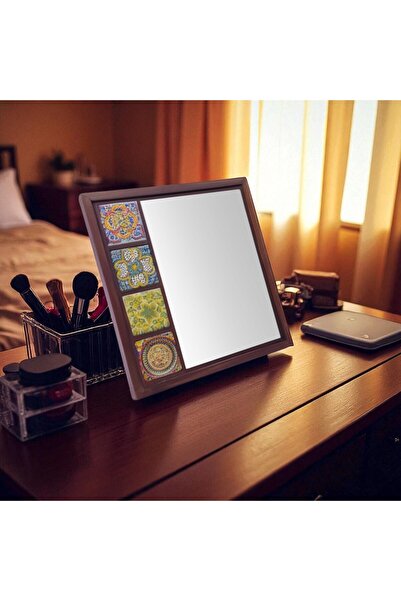 sharp&art Makyaj Aynası, Çini Süslemeli, Hem Kullanışlı Hem Şık...(22 * 22 cm)