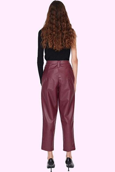 PayBuy Kadın Moda Havuç Kalıp Suni Deri Pantolon Önden Düğmeli Çift Cepli Günlük Kullanım Modern Tasarım