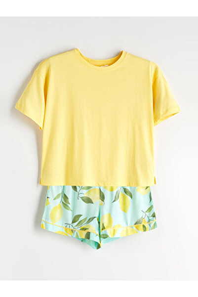 LC Waikiki Γυναικείο Σετ Πυτζάμες με στάμπα Crew Neck με σορτς