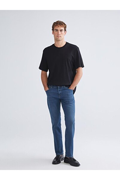 LC Waikiki Sparkling Selections from Shining Store |   Crew Neck Short Sleeve Men's T-Shirt