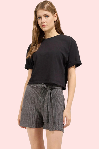 PayBuy Women's Fashion Knitted Shorts Wrinkled Woven Plain Pattern Casual Daily Summer Weekend Where Style Meets