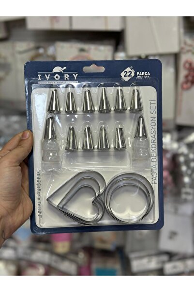 Adana Pasta Malzemeleri KREMA KROM 12 UÇLU KESİCİLİ SET APARAT IVO-PST201