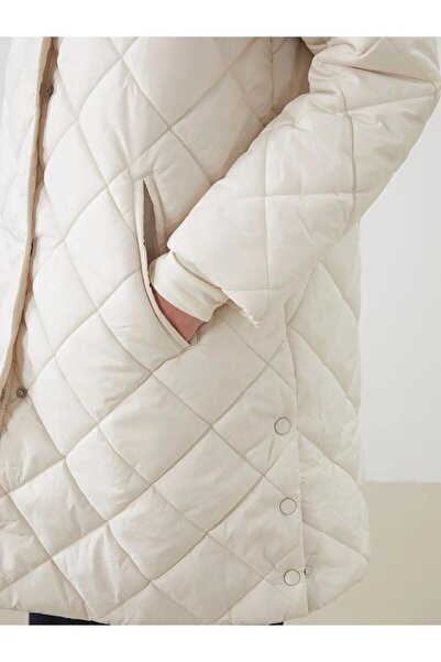 LC Waikiki Γυναικείο πουπουλένιο παλτό LCW με κουκούλα (W5)