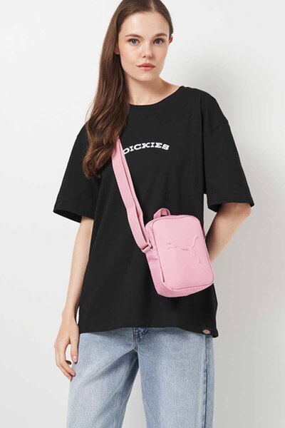 Puma Women's Shoulder Bag Width: 17 Cm, Length: 22 Cm, Depth: 8 cm