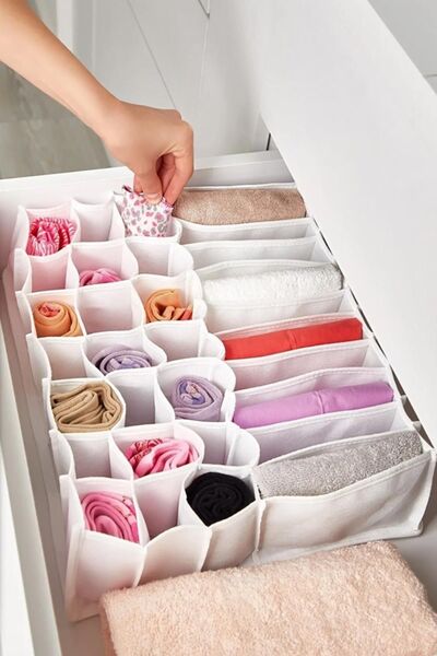 A&A Organizer with 31 Compartments, Honeycomb and Pockets, Socks and Underwear Organizer Inside Drawer 42 X 32 X 11 cm