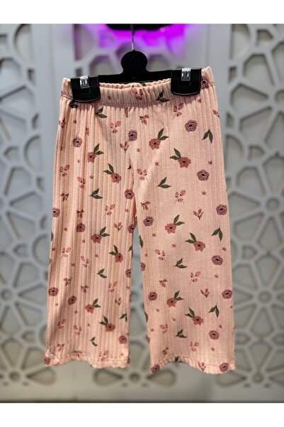 KUMRUNUN DÜNYASI Ribbed T-Shirt and Floral Spanish Leg Pants Girl's Set