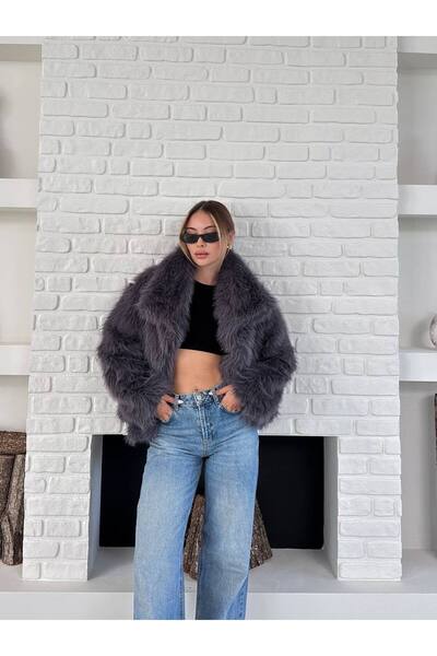 Bella Breeze Women's Premium Collared Imported Faux Fur