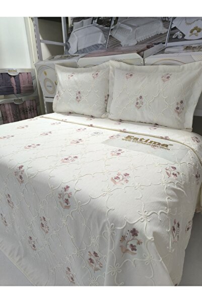 ESTİMA Aslan Tekstil Mürvet Yapraklı Nakışlı Çift Kişilik Pike Örtü 3 Parça Yatak Örtüsü