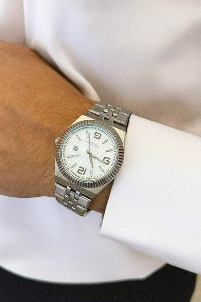 LOOQ Steel Cord with Calendar New Model Men's Wrist Watch A+Quality