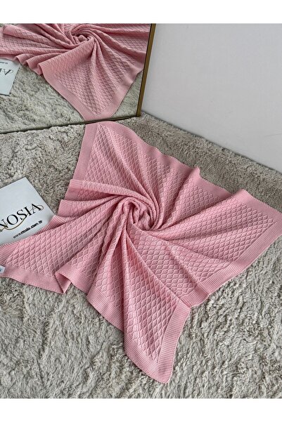 Nosia Special Design Knitted Baby Blanket